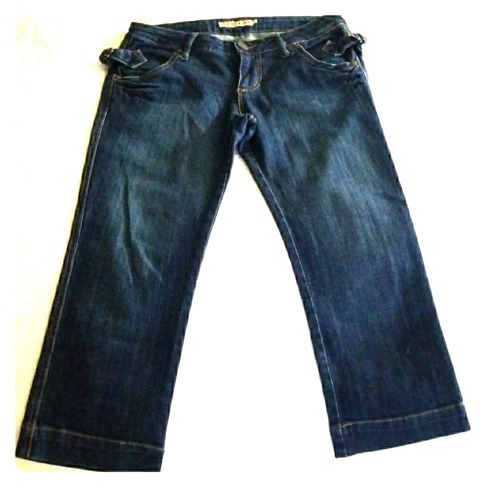 Dark denim capris - Size Medium